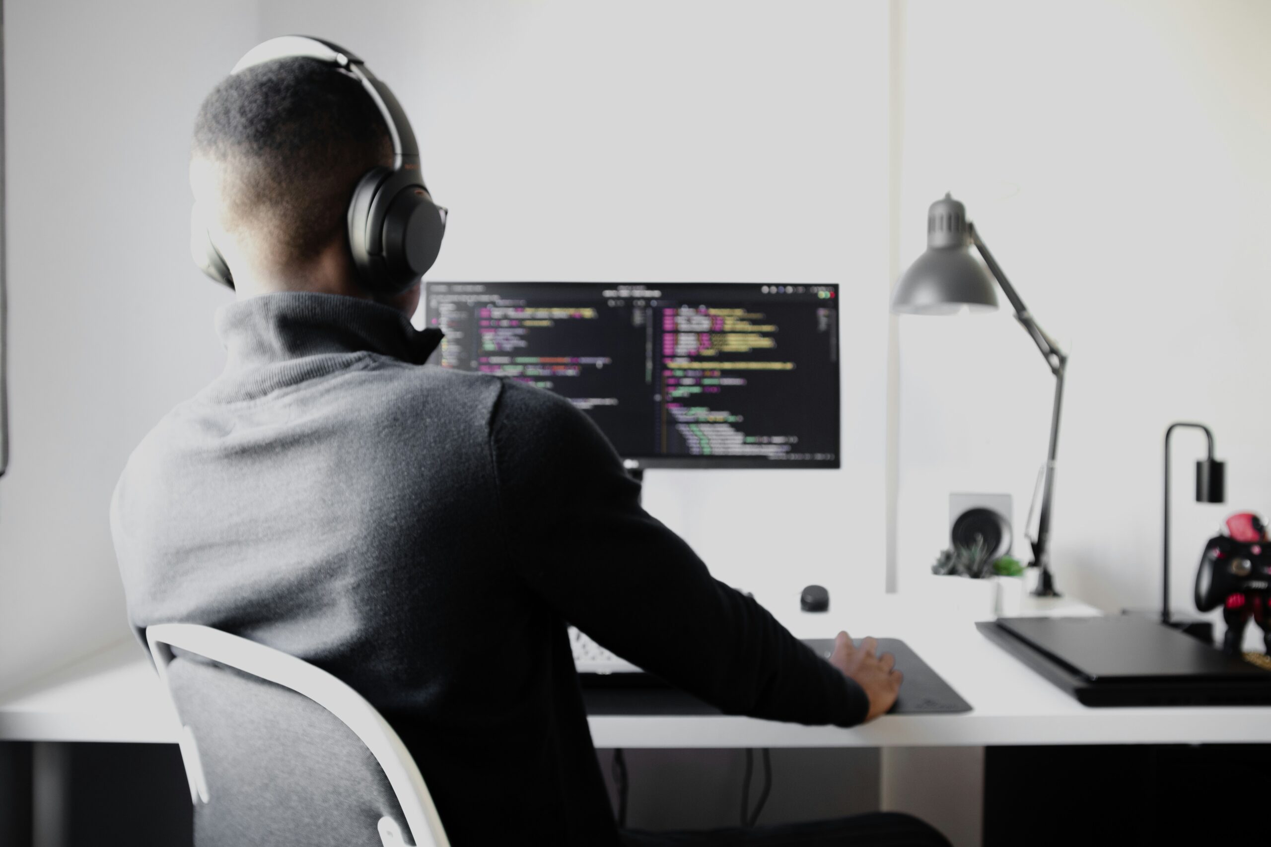 Top Mobile App Maintenance Teams in the US — Why Sidekick Interactive Stands Out in 2025